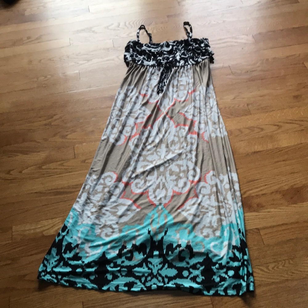 Floral ruffled Maxi dress